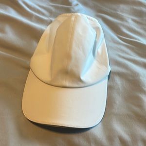 White lululemon Run Hat